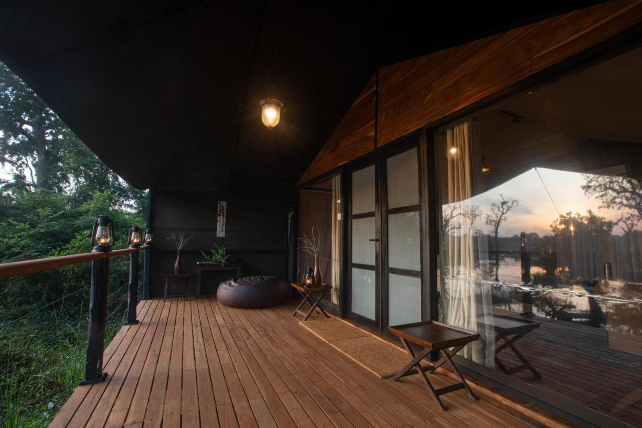 Leopard Trails Yala Hotel ภายนอก รูปภาพ