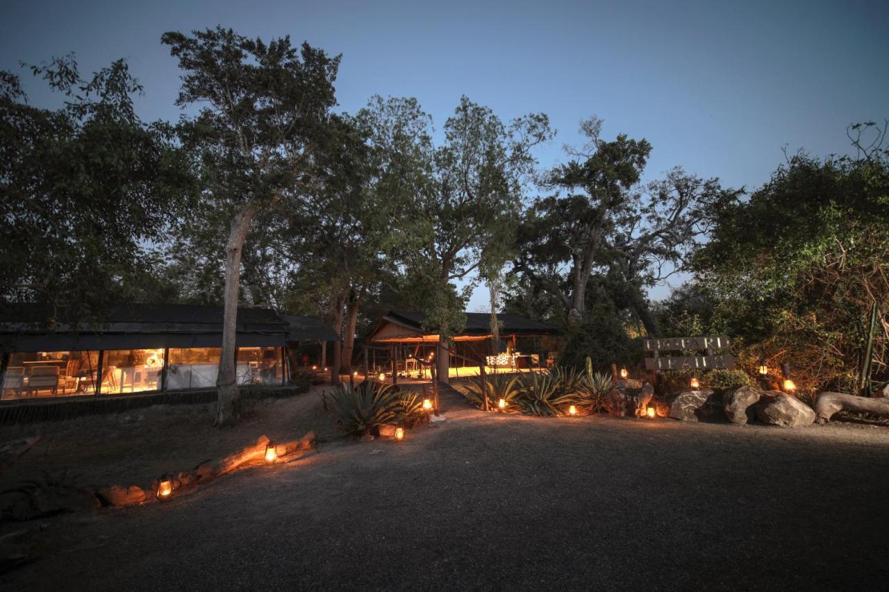 Leopard Trails Yala Hotel ภายนอก รูปภาพ